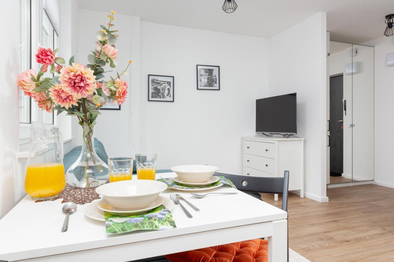 Studio Apartment Ochota Siemienskiego By Noclegi Renters Warsaw Ngoại thất bức ảnh