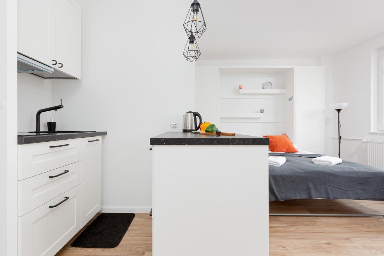 Studio Apartment Ochota Siemienskiego By Noclegi Renters Warsaw Ngoại thất bức ảnh